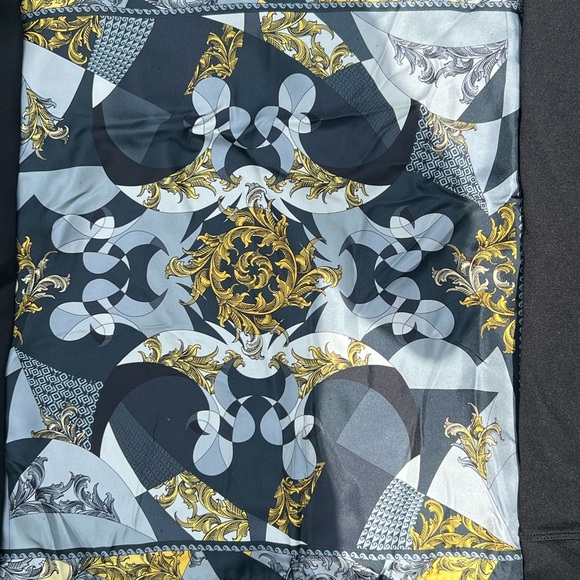 Versace Crewneck Sweater - Picture 2 of 5